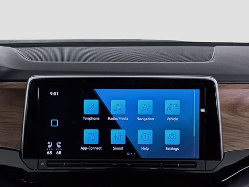 Used 2024 Volkswagen Atlas SE w/ Panoramic Sunroof Package FWD image 23