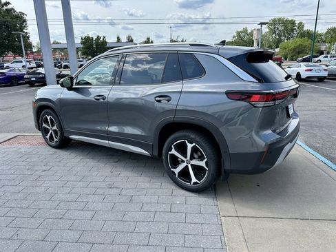 New 2025 Volkswagen Tiguan SE image 5