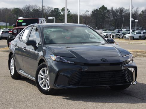 Used 2026 Toyota Camry LE w/ Convenience Package AWD/4WD image 6