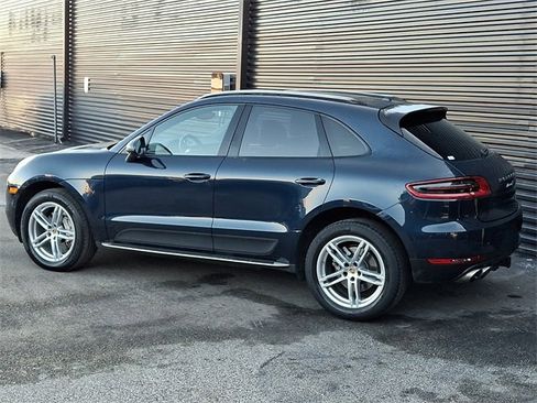 Certified 2017 Porsche Macan S image 3