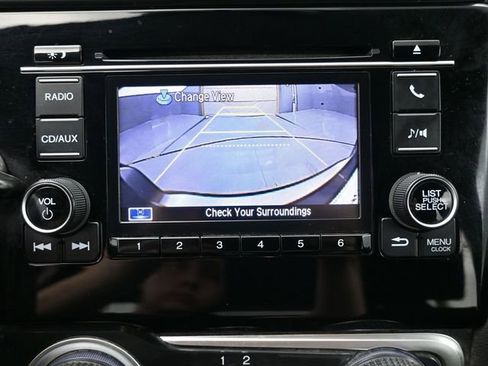 Used 2017 Honda Fit LX image 3