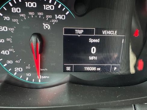 Used 2018 Chevrolet Trax Premier AWD/4WD image 3