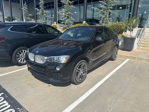 Used 2017 BMW X4 xDrive28i AWD/4WD image 1