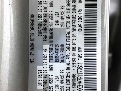 Used 2024 MAZDA CX-90 Plug-In Hybrid w/ Preferred AWD/4WD image 32