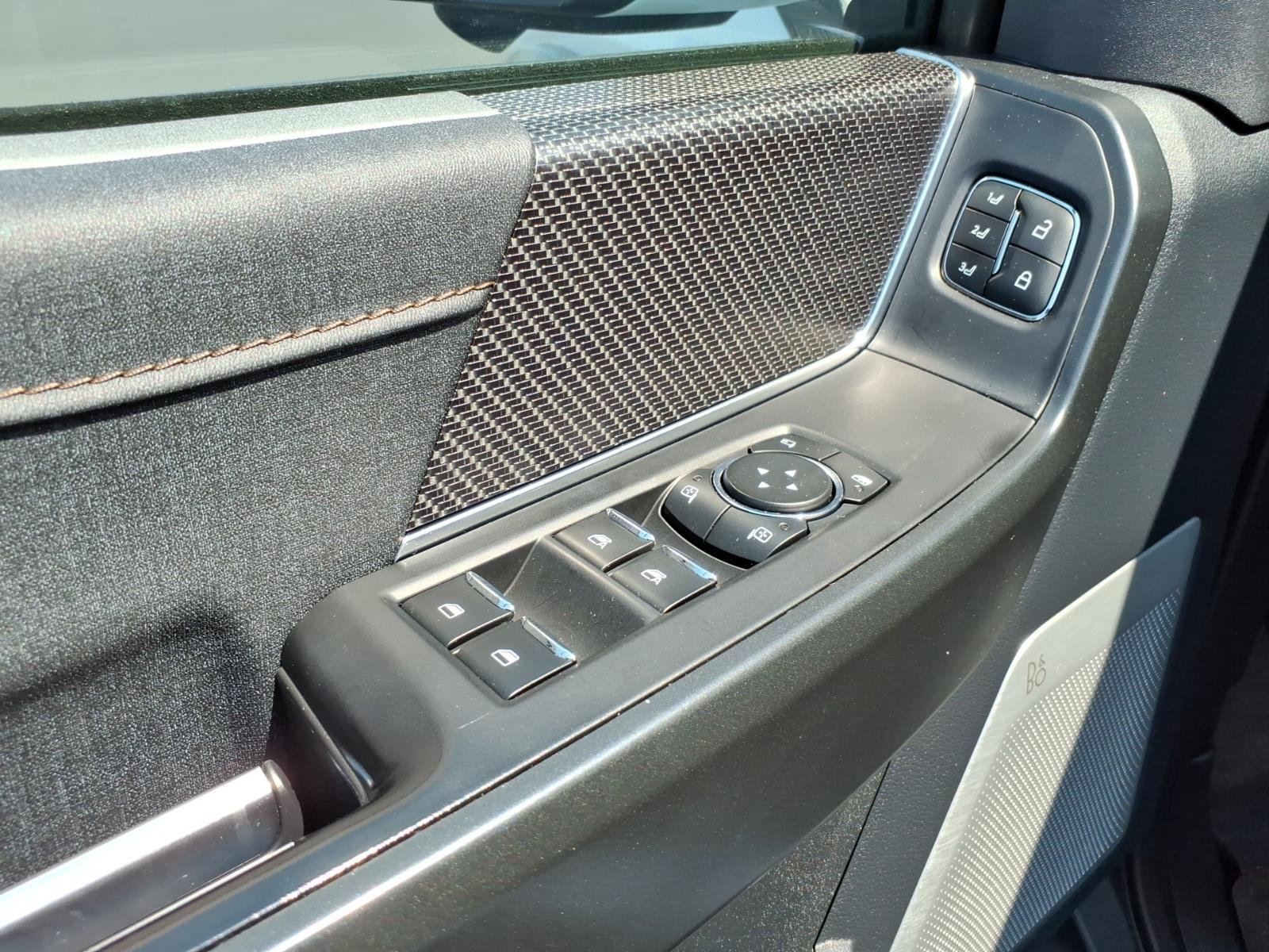 Used 2023 Ford F150 Raptor AWD/4WD image 12