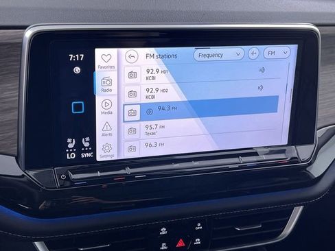 New 2025 Volkswagen Atlas SEL Premium R-Line image 16