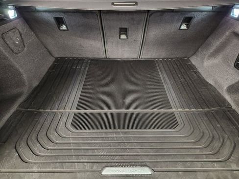 New 2026 Land Rover Range Rover Sport SE image 33