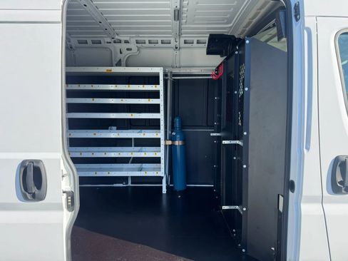 Used 2021 RAM ProMaster 3500 w/ Convenience Group image 19