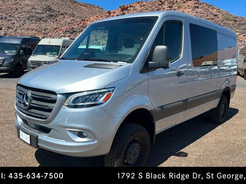 Used 2026 Mercedes-Benz Sprinter 2500 image 1
