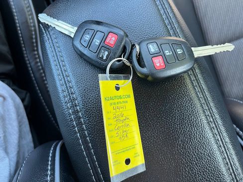 Used 2016 Toyota Corolla S FWD image 14