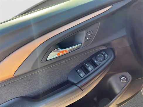 Used 2023 Chevrolet TrailBlazer ACTIV w/ Sun and Liftgate Package image 13