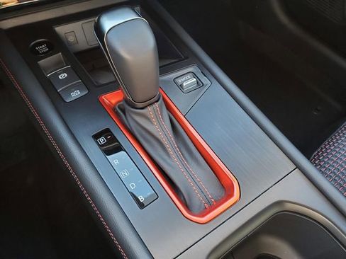 Certified 2025 Nissan Kicks SR image 20