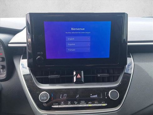 Used 2025 Toyota Corolla LE FWD image 7