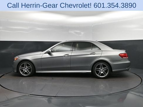 Used 2015 Mercedes-Benz E 350 Sedan image 4