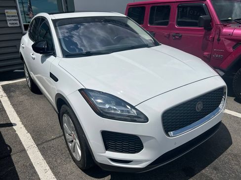 Used 2018 Jaguar E-PACE SE AWD/4WD image 4