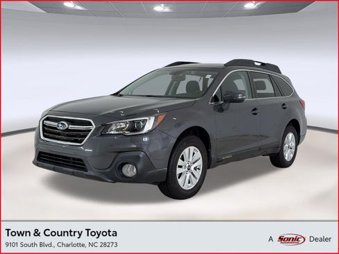 Used 2018 Subaru Outback 2.5i Premium AWD/4WD image 1