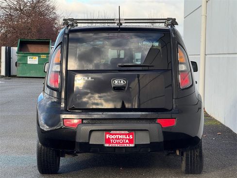 Used 2011 Kia Soul + w/ Audio Pkg image 6