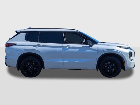 New 2026 Nissan Rogue Platinum image 7