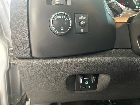 Used 2014 Chevrolet Silverado 2500 LT w/ Z71 Appearance Package AWD/4WD image 42