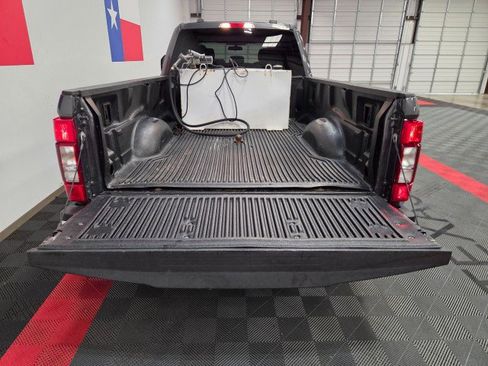 Used 2020 Ford F350 XLT image 27