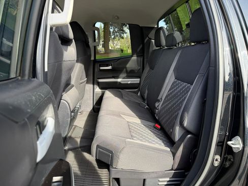 Used 2018 Toyota Tundra SR5 image 11