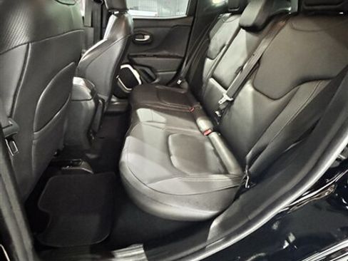 Used 2015 Jeep Renegade Limited w/ Trailer Tow Group AWD/4WD image 8