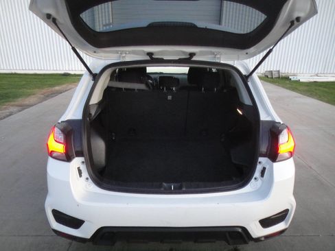 Used 2021 Mitsubishi Outlander Sport SE image 18