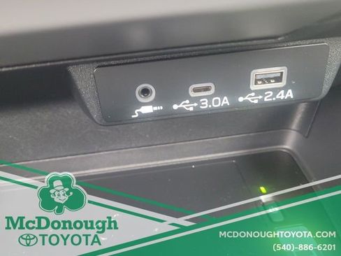 Used 2024 Subaru Crosstrek 2.5i Limited w/ Crosstrek Mirror Package image 23