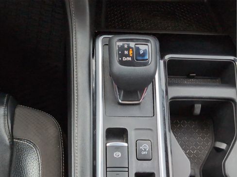 Used 2022 Nissan Pathfinder SL w/ SL Premium Package image 21