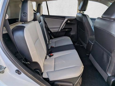 Used 2018 Toyota RAV4 Limited image 19