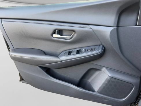 Used 2023 Nissan Sentra S FWD image 13