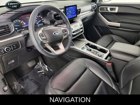 Certified 2023 Ford Explorer XLT w/ Equipment Group 202A AWD/4WD image 13