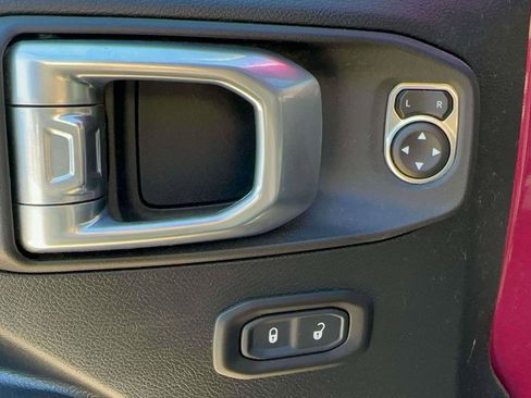 Used 2021 Jeep Wrangler Unlimited Rubicon 4xe w/ Steel Bumper Group image 14