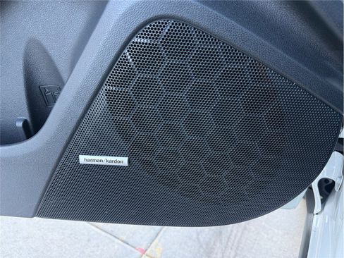 Used 2024 Subaru Crosstrek 2.5i Limited w/ Crosstrek Mirror Package image 29