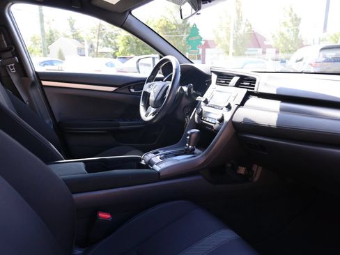Used 2019 Honda Civic Sport image 28