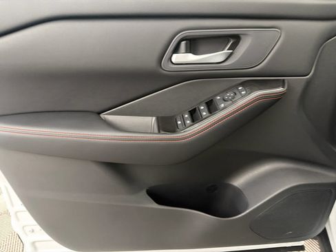 New 2026 Nissan Rogue SV AWD/4WD image 22
