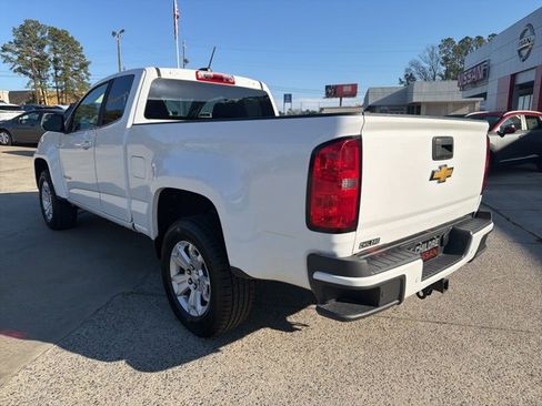 Used 2020 Chevrolet Colorado LT w/ Safety Package image 8