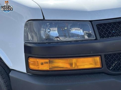 Used 2022 Chevrolet Express 2500 w/ Driver Convenience Package RWD image 7