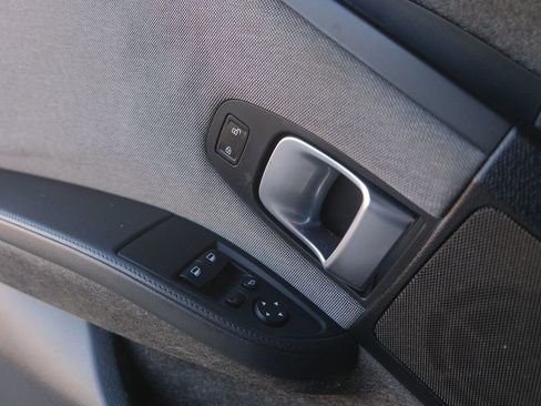 Used 2017 BMW i3 w/ Range Extender image 10