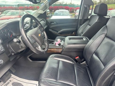 Used 2019 Chevrolet Tahoe LT image 23