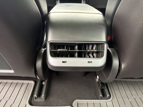 Used 2019 Tesla Model 3 Standard Range Plus RWD image 21
