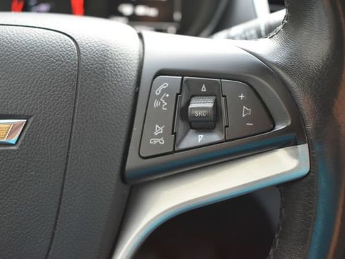 Used 2019 Chevrolet Trax LT w/ LT Convenience Package AWD/4WD image 25