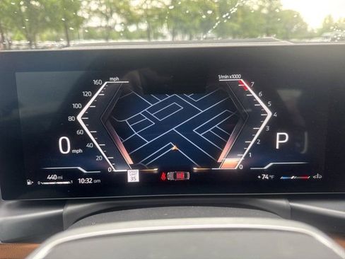 Used 2025 BMW 330i xDrive Sedan w/ Premium Package image 19