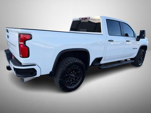 Used 2024 Chevrolet Silverado 2500 LT w/ Z71 Sport Edition image 3