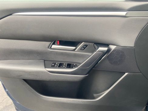 Used 2025 MAZDA CX-50 AWD 2.5 S w/ Premium Package image 17