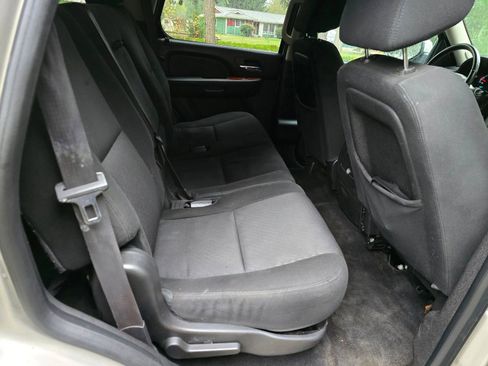 Used 2014 GMC Yukon SLE image 13