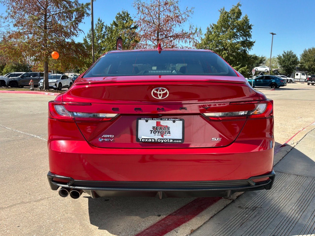 Used 2025 Toyota Camry SE w/ Convenience Package AWD/4WD image 7