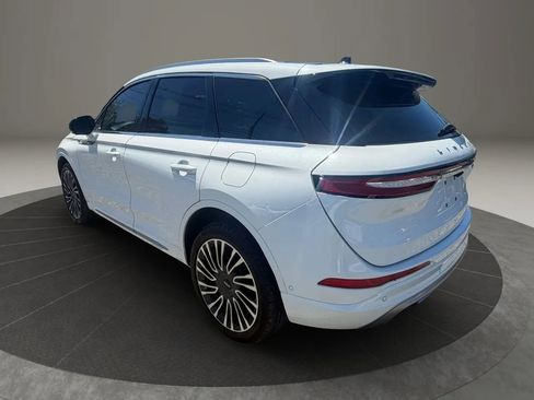 Used 2020 Lincoln Corsair Reserve w/ Equipment Group 201A AWD/4WD image 7