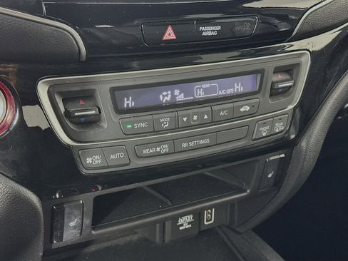 Certified 2019 Honda Passport Touring image 16