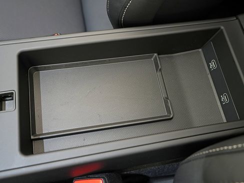 Used 2024 Porsche 911 Targa 4S image 38